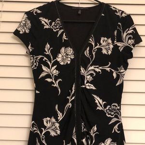 White House Black Market XS Top